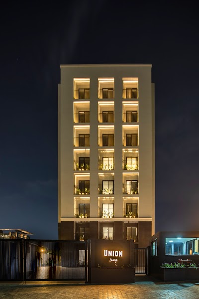 Union Living: A luxury girls hostel pg for students and working women in Kudasan Gandhinagar